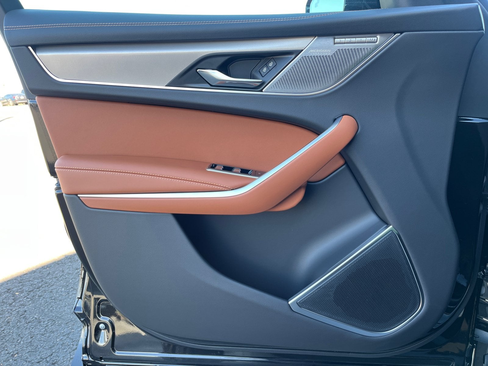 2026 Jaguar F-Pace R-Dynamic S - Photo 13