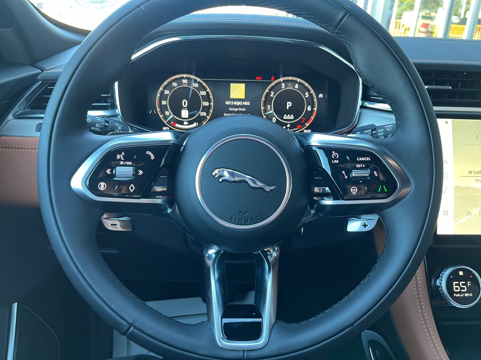 2026 Jaguar F-Pace R-Dynamic S - Photo 9