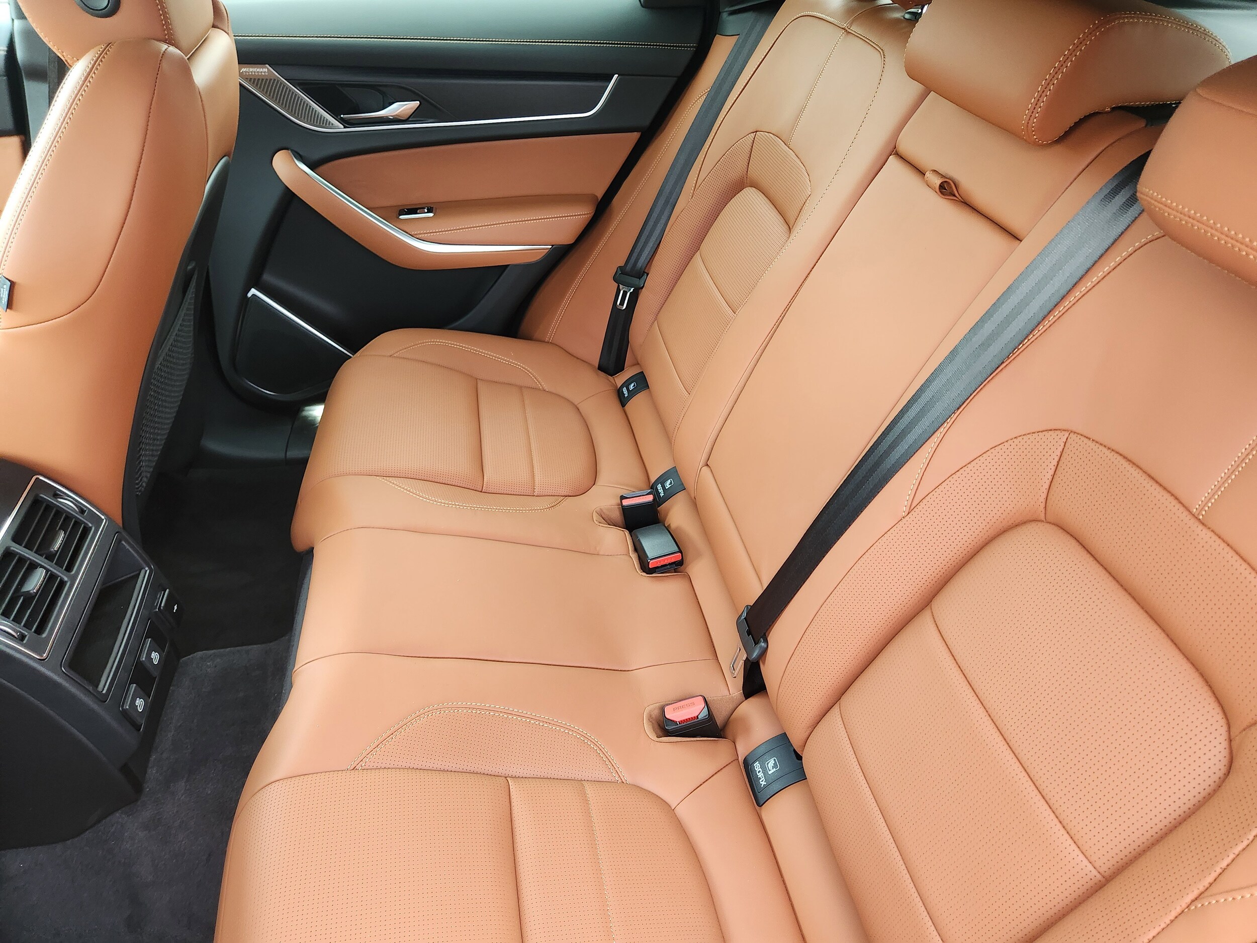 2026 Jaguar F-Pace R-Dynamic S - Photo 18