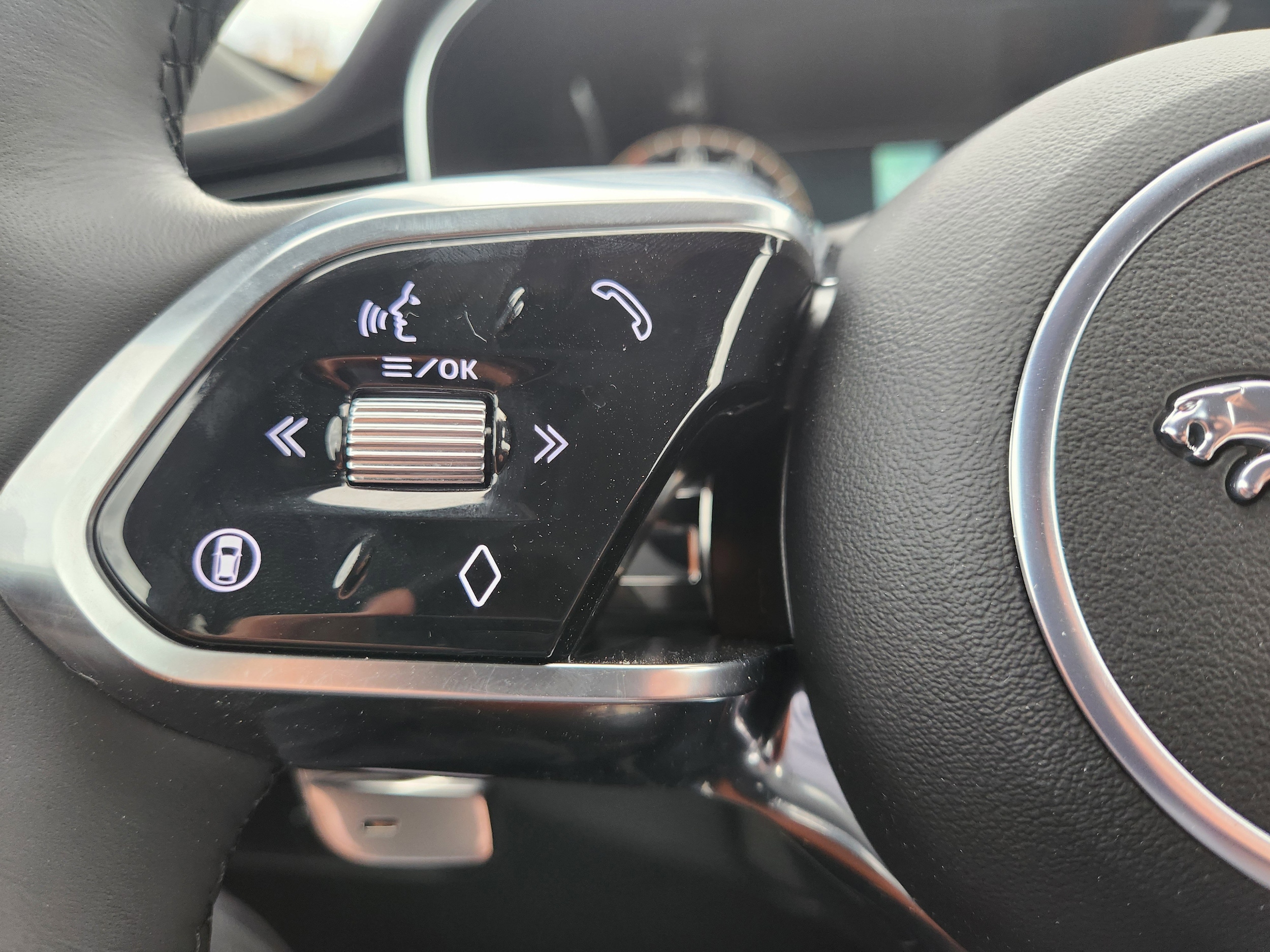 2026 Jaguar F-Pace R-Dynamic S - Photo 30