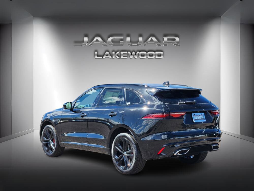 2026 Jaguar F-PACE P400 R-Dynamic S photo 3