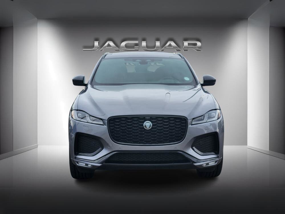 2026 Jaguar F-Pace R-Dynamic S - Photo 6