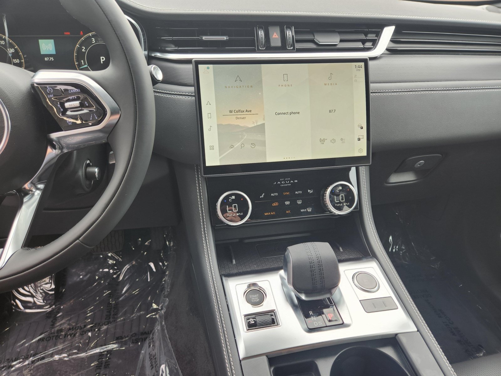 2026 Jaguar F-Pace R-Dynamic S - Photo 9