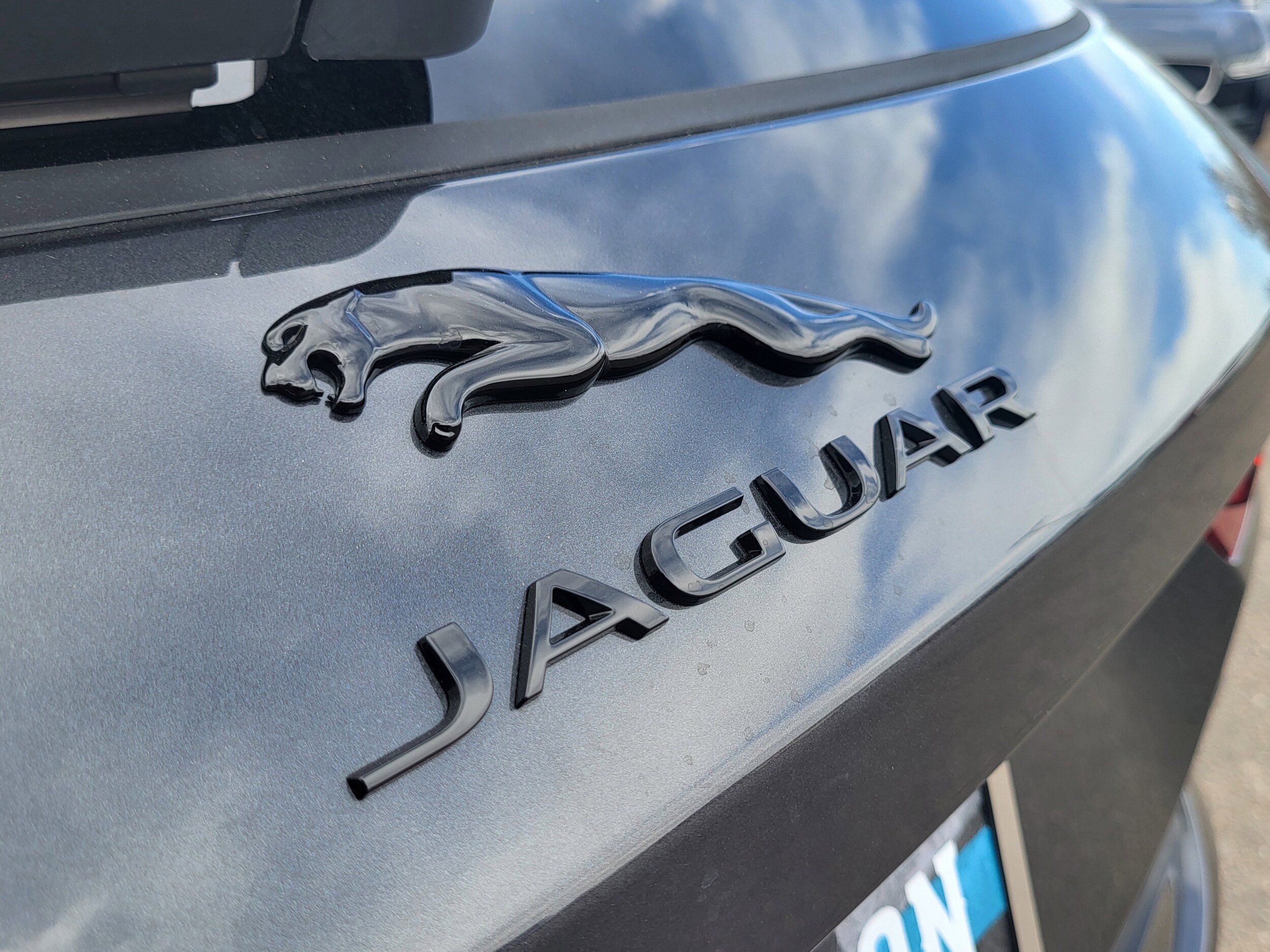 2026 Jaguar F-Pace R-Dynamic S - Photo 24