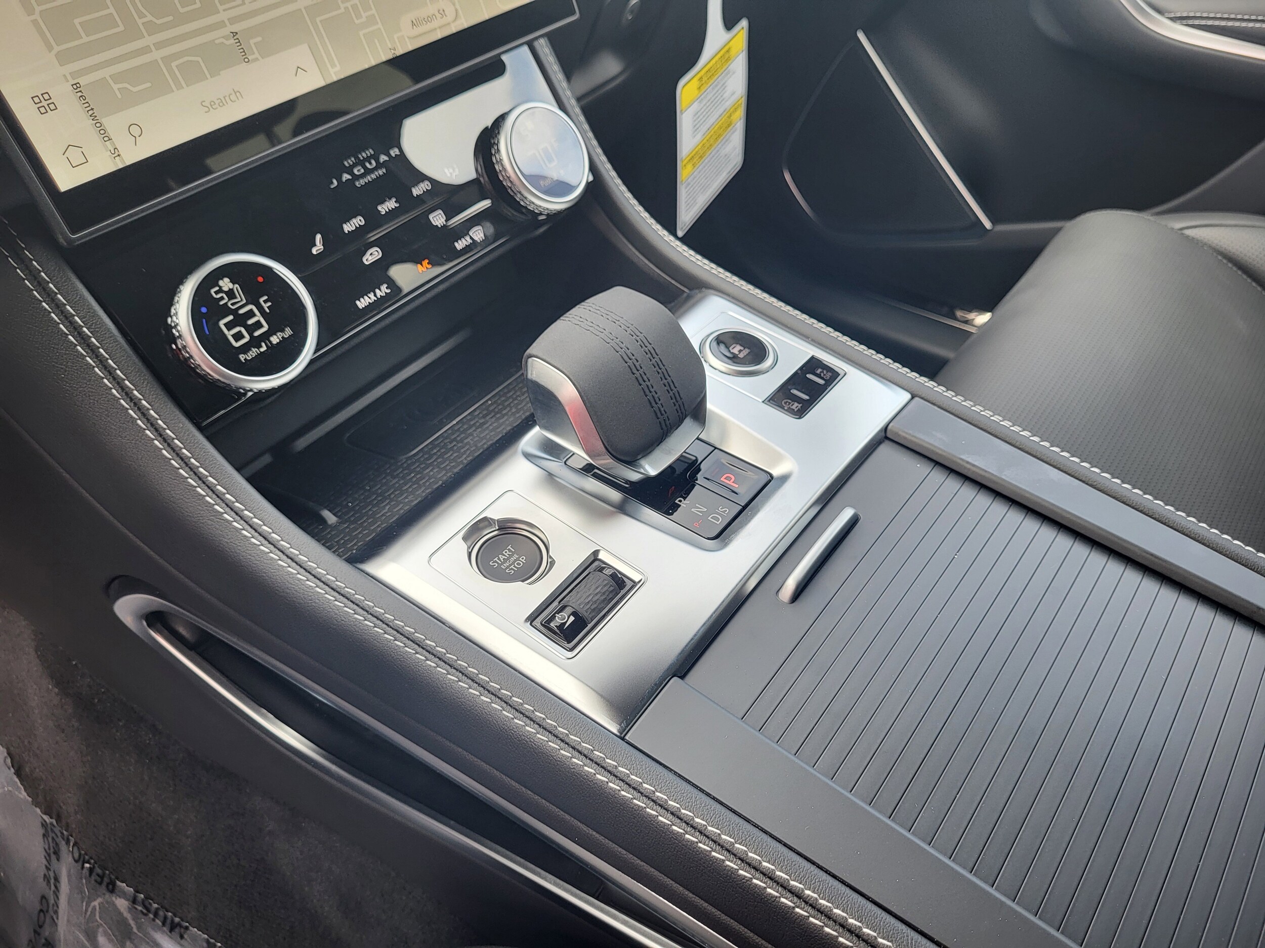 2026 Jaguar F-Pace R-Dynamic S - Photo 15