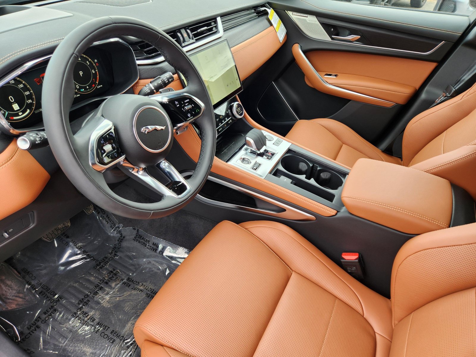 2026 Jaguar F-Pace R-Dynamic S - Photo 17