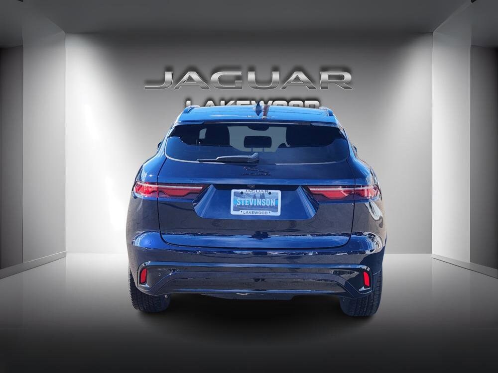 2025 Jaguar F-PACE P250 R-Dynamic S photo 4