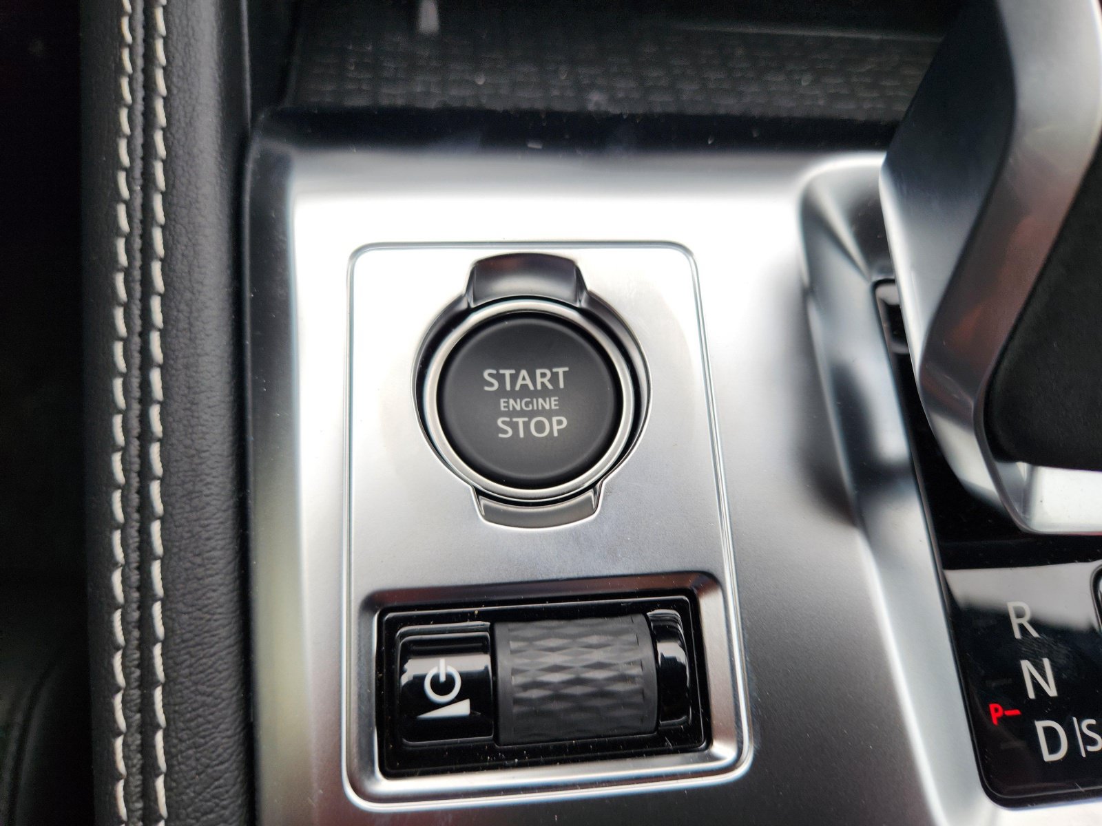 2026 Jaguar F-Pace R-Dynamic S - Photo 27