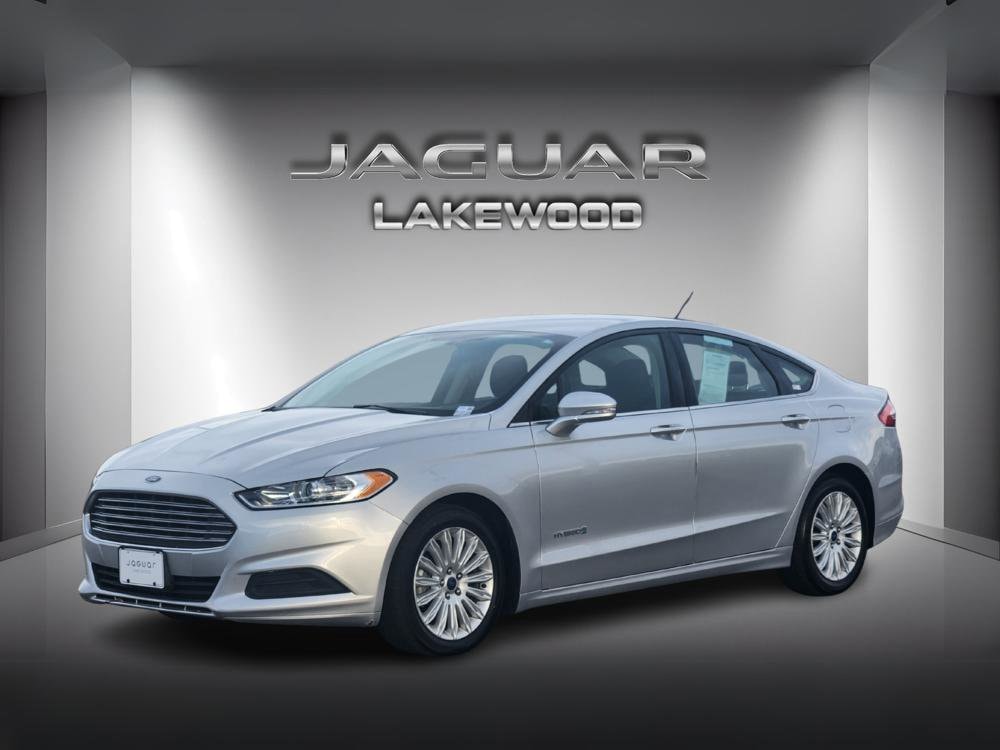 2016 Ford Fusion Hybrid SE's photo