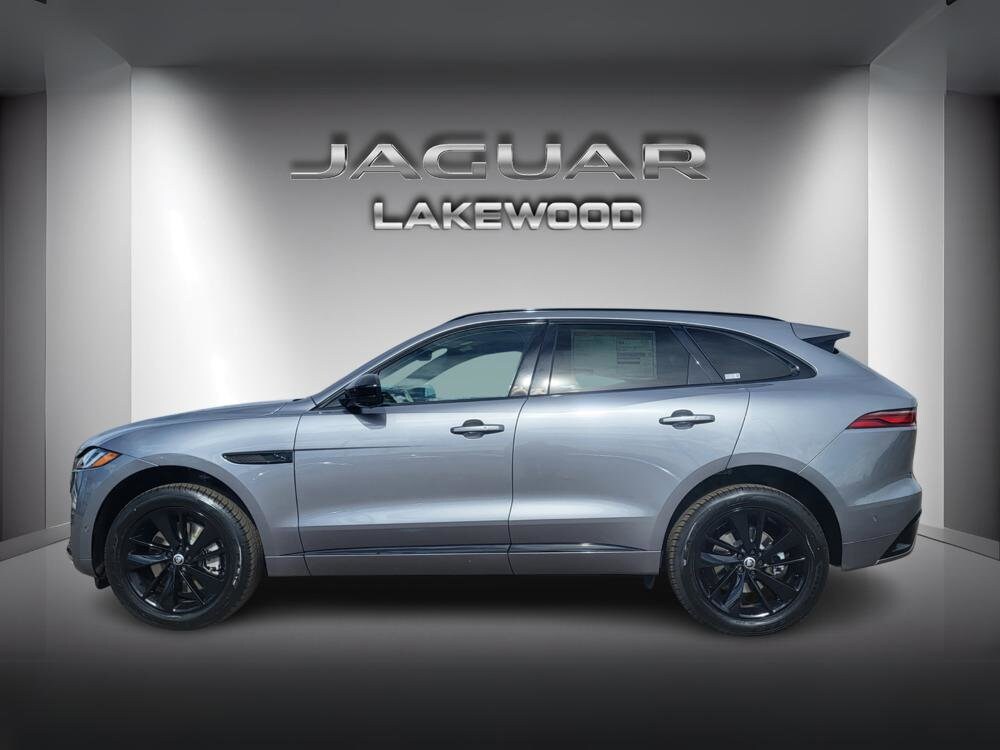 2026 Jaguar F-PACE P250 R-Dynamic S photo 2