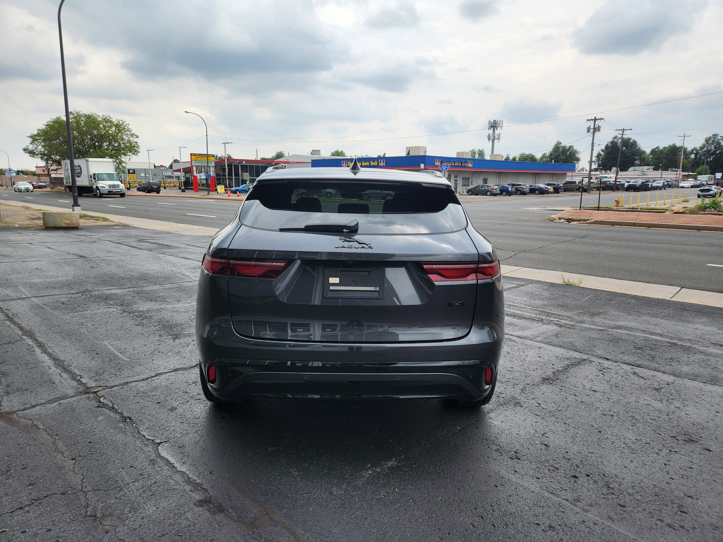2026 Jaguar F-PACE P250 R-Dynamic S photo 4