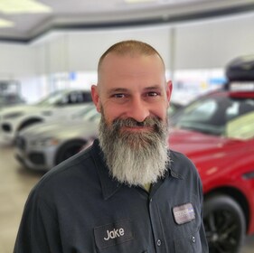 Staff member Jacob Stark from ID_9795d8fec9a8