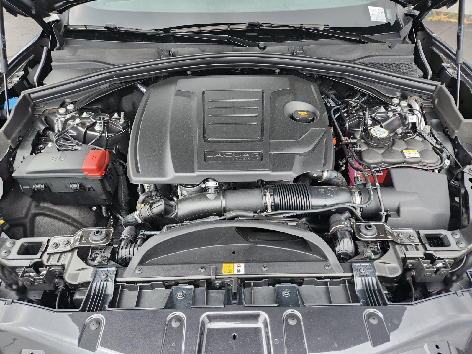 2026 Jaguar F-Pace R-Dynamic S - Photo 23