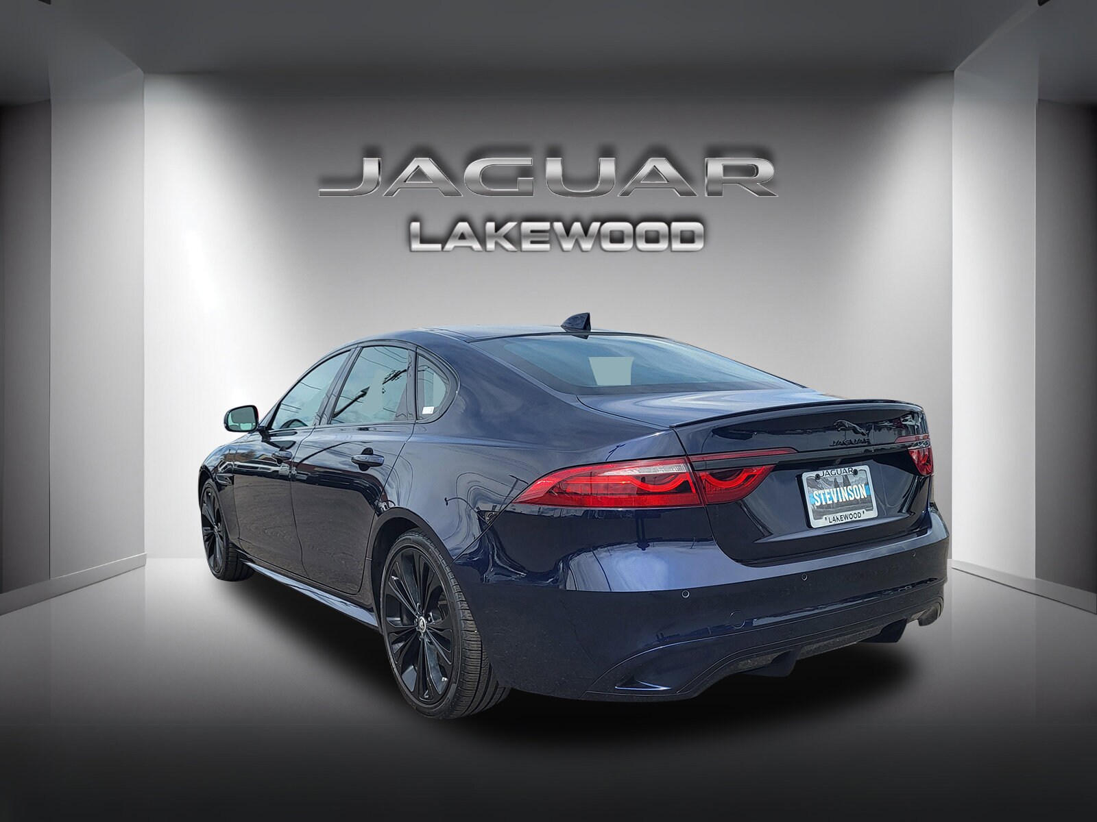 2024 Jaguar XF P300 R-Dynamic SE photo 3