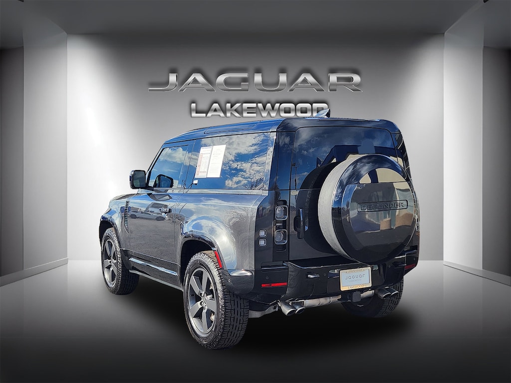 Used 2024 Land Rover Defender V8 90 P525 V8