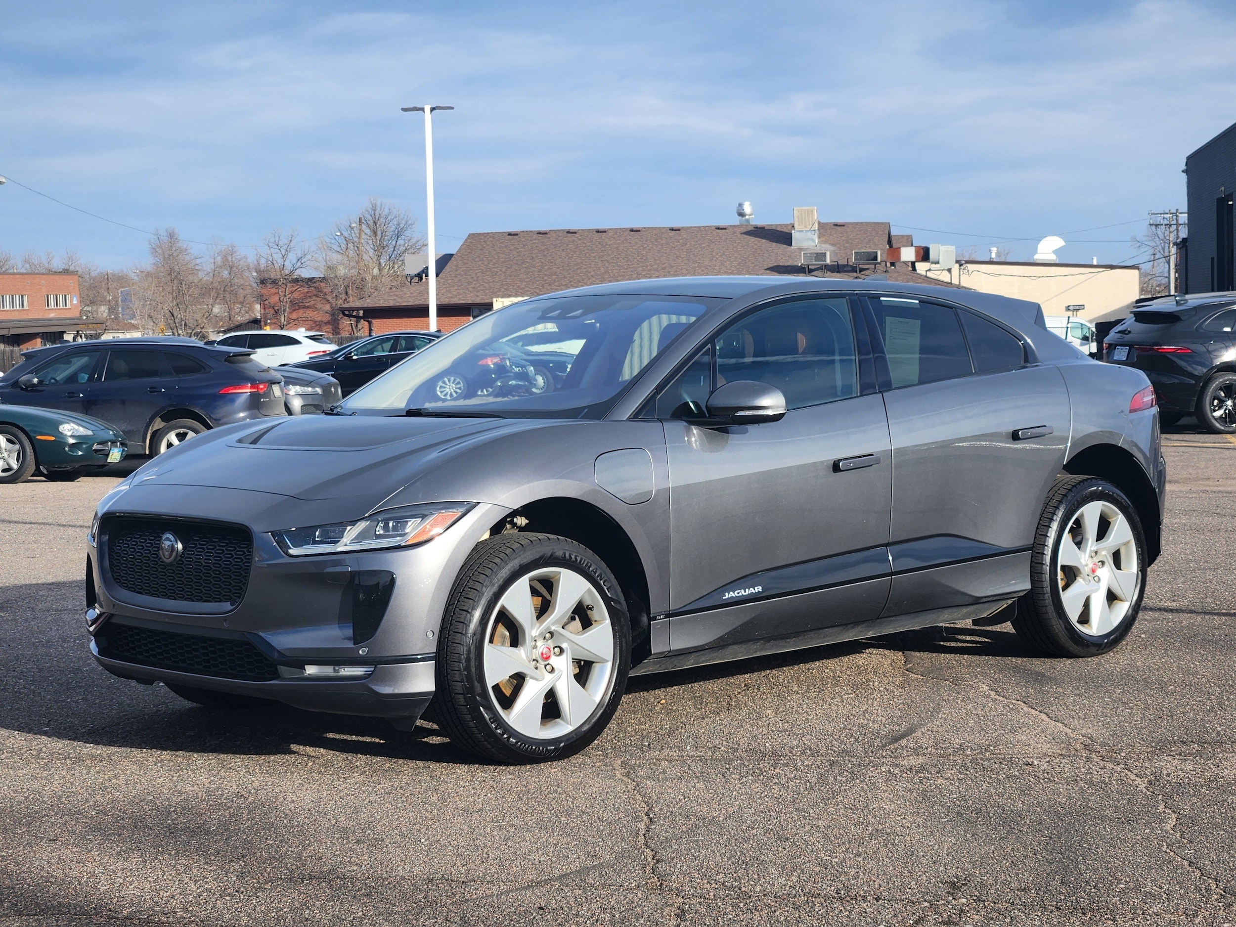 2020 Jaguar I-PACE SE's photo