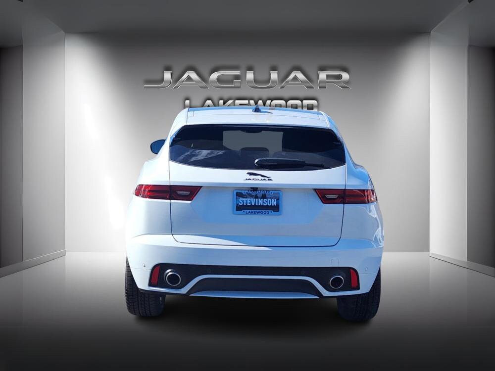 2024 Jaguar E-PACE R-Dynamic photo 4