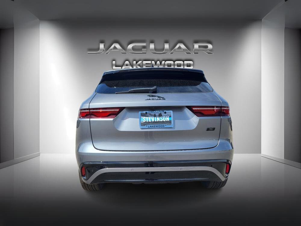 2026 Jaguar F-PACE P250 R-Dynamic S photo 4
