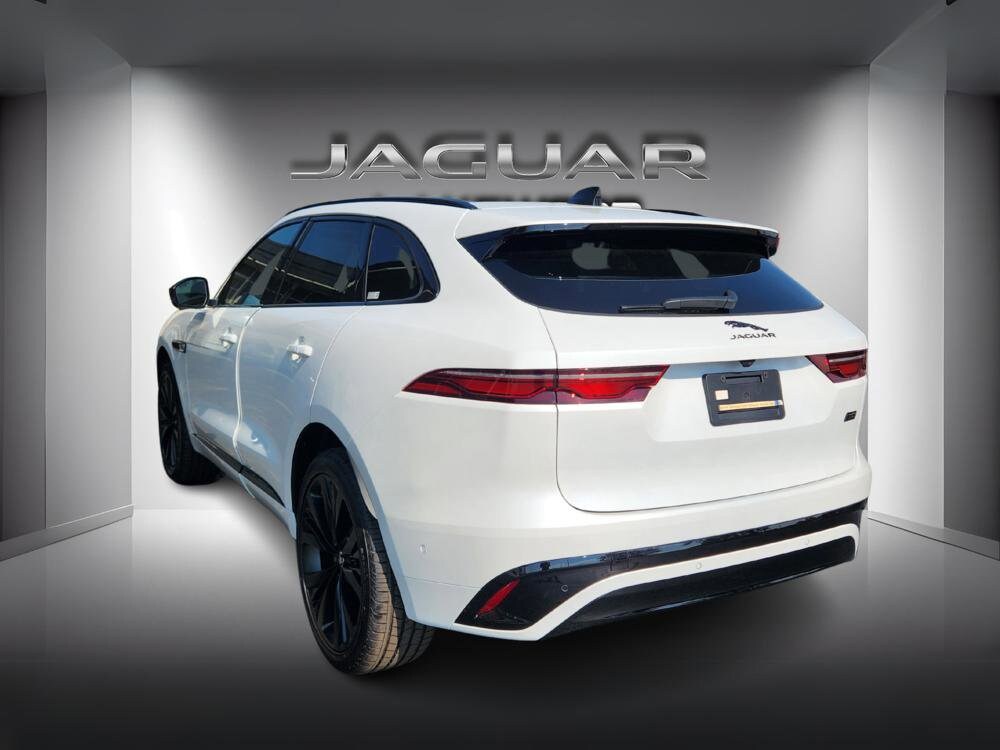 2026 Jaguar F-PACE P250 R-Dynamic S photo 3