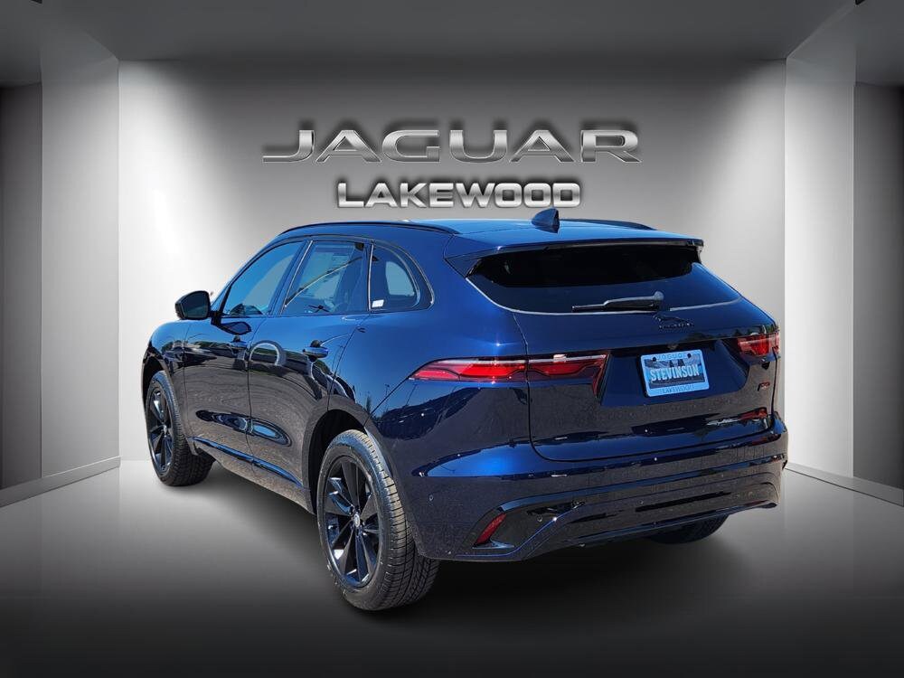 2026 Jaguar F-PACE P250 R-Dynamic S photo 3