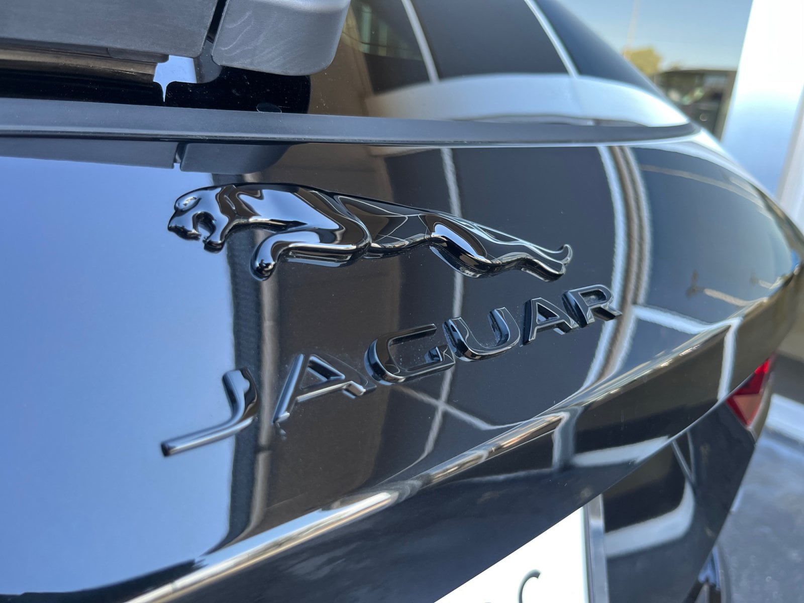 2026 Jaguar F-Pace R-Dynamic S - Photo 22