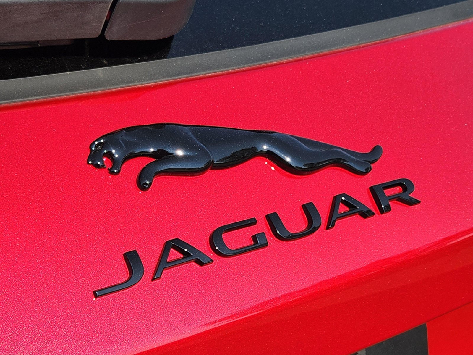 2026 Jaguar F-Pace R-Dynamic S - Photo 19