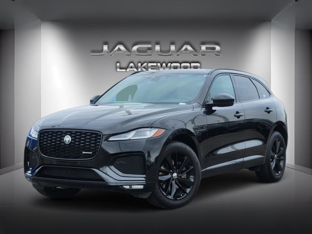 2025 Jaguar F-PACE P250 R-Dynamic S's photo