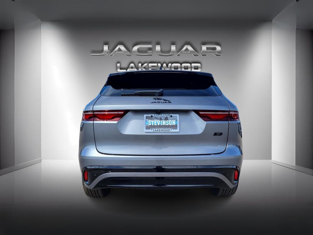 2026 Jaguar F-PACE P250 R-Dynamic S photo 4