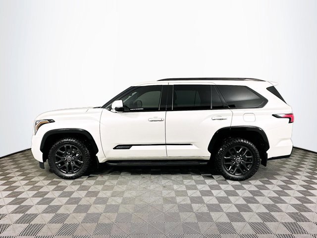 2023 Toyota Sequoia Platinum photo 2