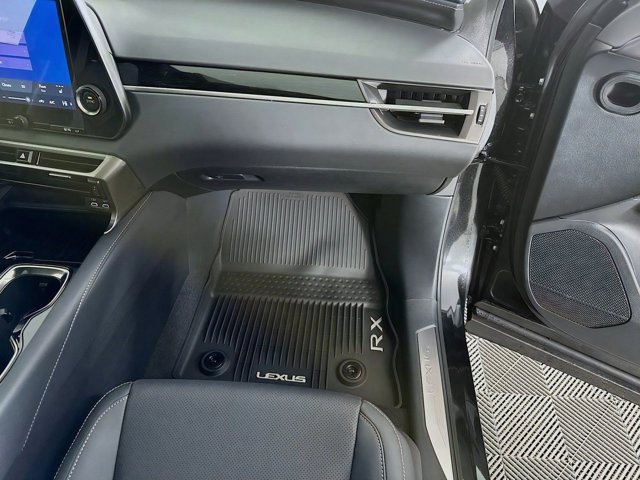 2026 Lexus RX 350 - Photo 35