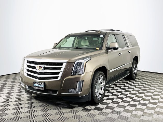 2016 Cadillac Escalade ESV Luxury photo 3