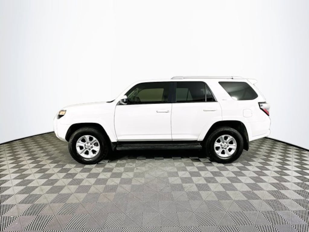 Used 2018 Toyota 4Runner SR5 SUV