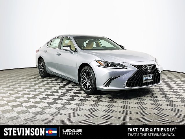 2025 Lexus ES 300h Base