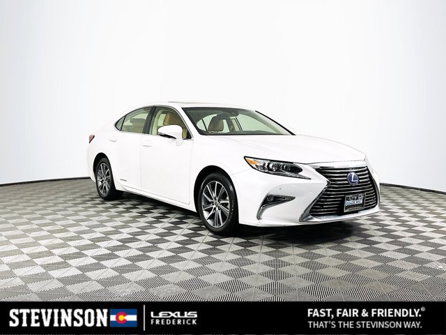 2017 Lexus ES