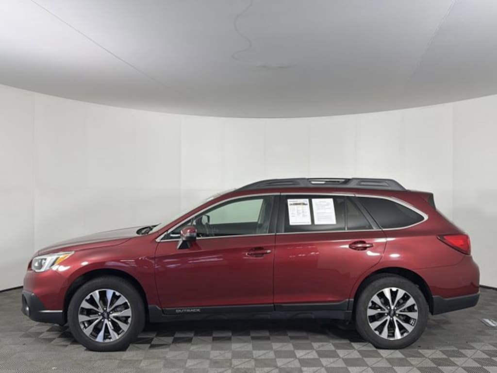 Used 2017 Subaru Outback 3.6R Limited with SUV