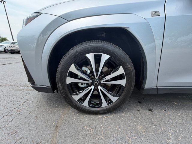 2026 Lexus UX Hybrid 300h F Sport Design - Photo 24