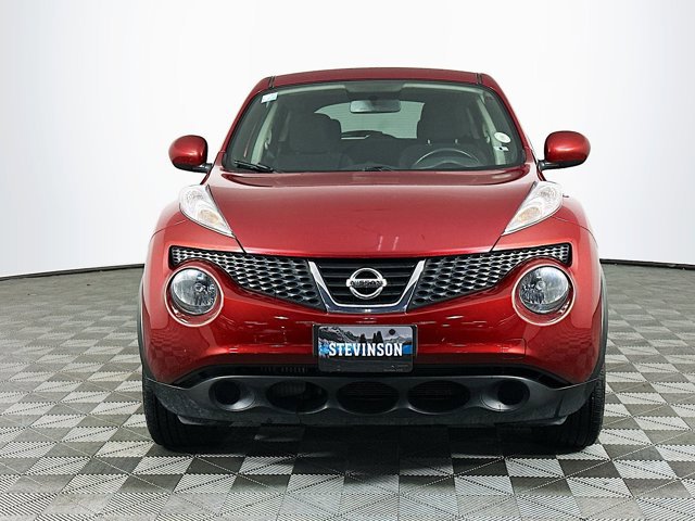 2011 Nissan Juke SV photo 2