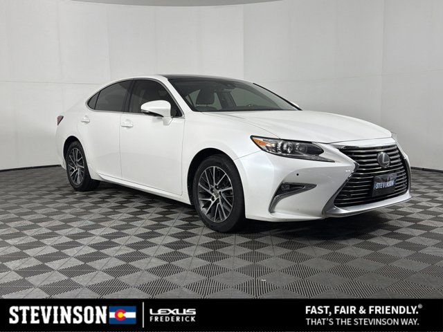 2017 Lexus ES 350 350's photo