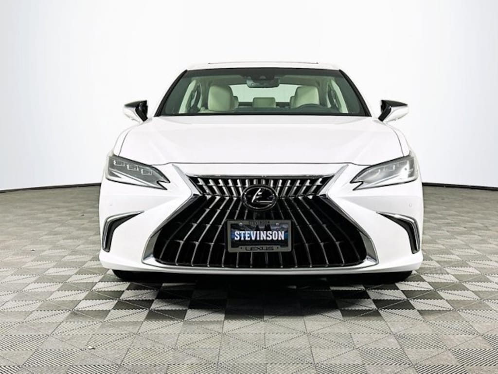 New 2025 Lexus ES 300h Luxury Sedan
