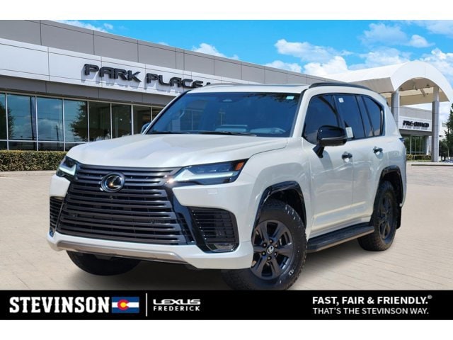 2025 Lexus LX Overtrail's photo