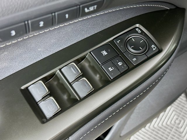 2026 Lexus NX 450h+ Premium - Photo 18