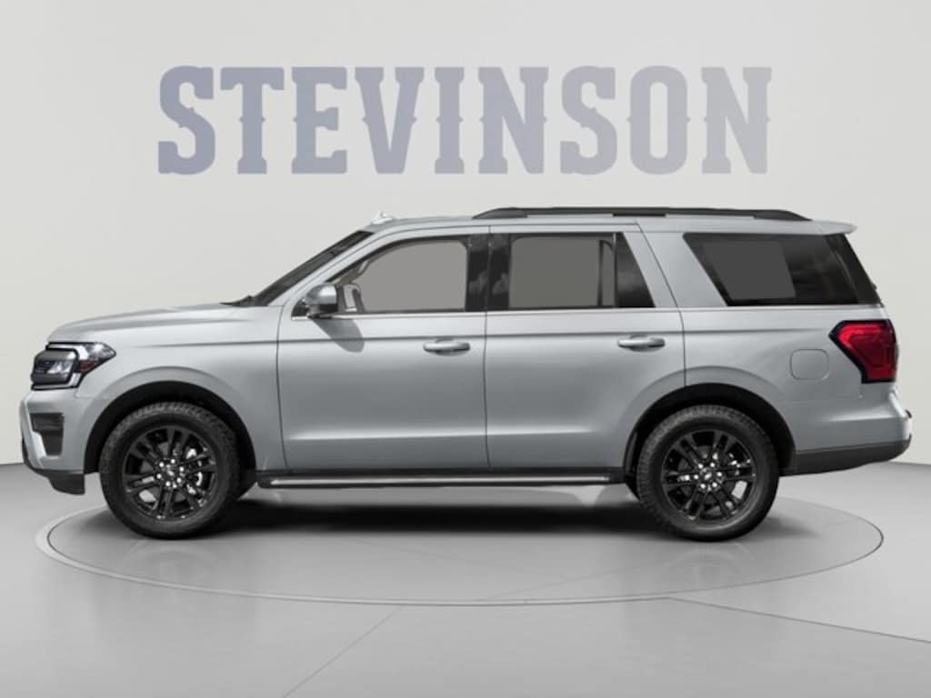 Used 2024 Ford Expedition XLT SUV
