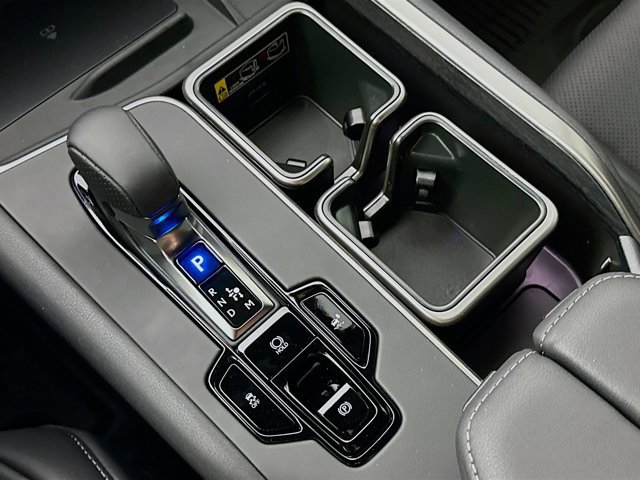 2026 Lexus TX 500h F-Sport Premium - Photo 17