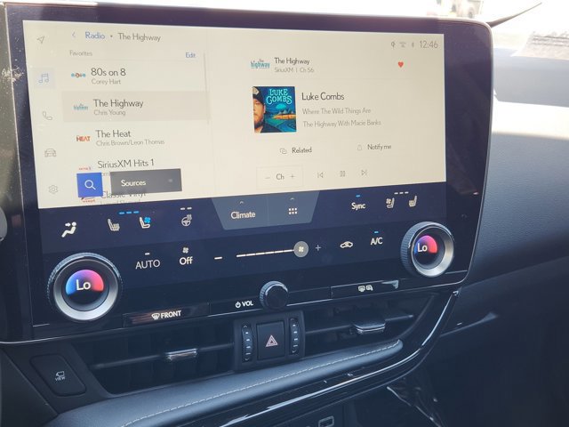 2025 Lexus NX 350 - Photo 9