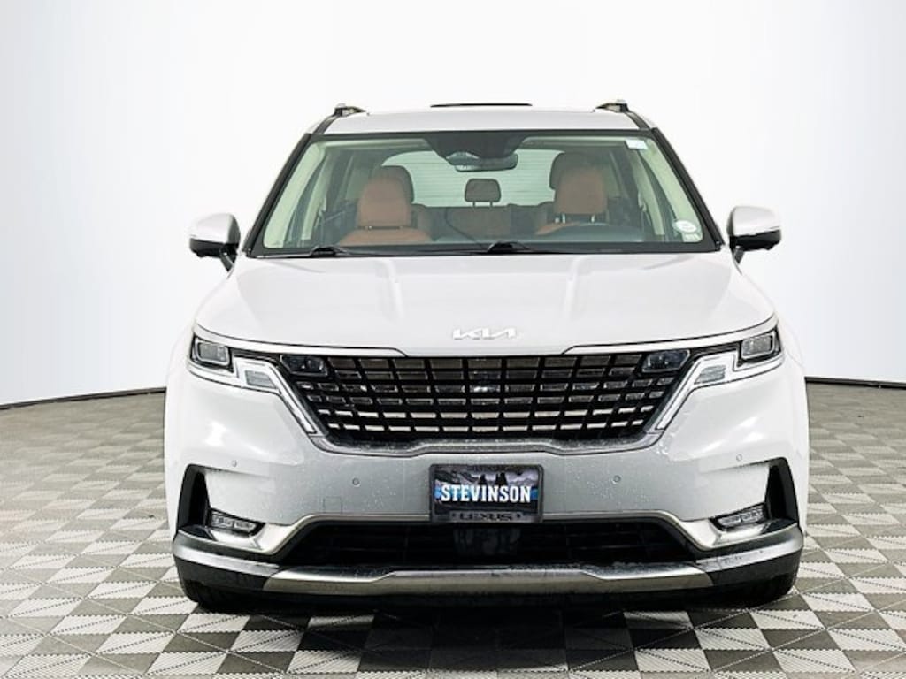 Used 2024 Kia Carnival SX Prestige MPV