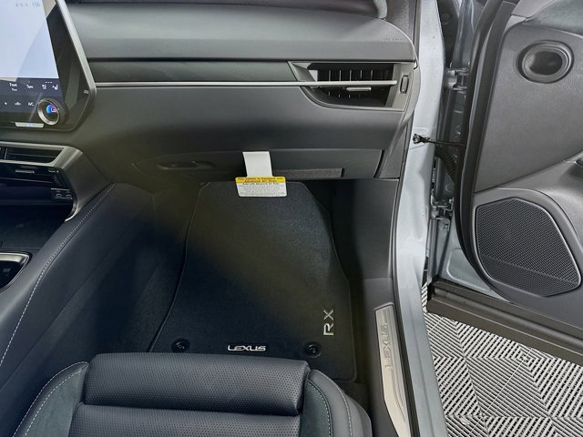 2026 Lexus RX 450h+ Luxury - Photo 33