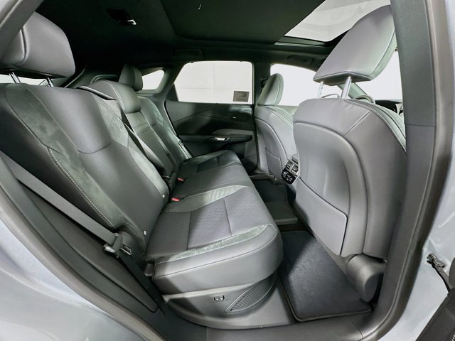 2026 Lexus RX 450h+ Luxury - Photo 31