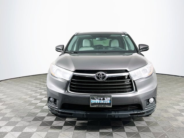 Used 2016 Toyota Highlander XLE with VIN 5TDJKRFH1GS227673 for sale in Frederick, CO