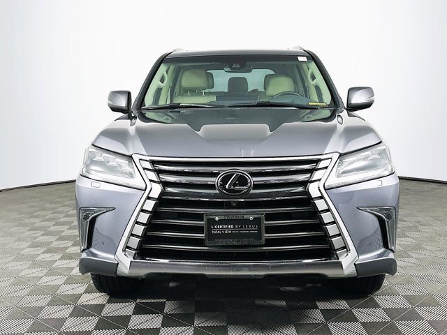 2019 Lexus LX 570 photo 2