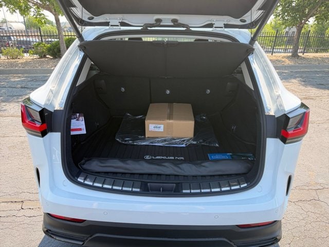 2026 Lexus NX 450h+ Premium - Photo 34